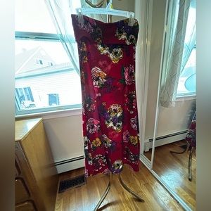 LuLaRoe, maxi skirt, size medium, floral, base color, maroon